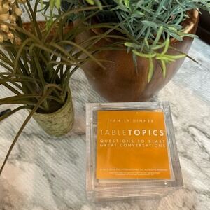 Table Topics Family Dinner‎ Conversation Card Game